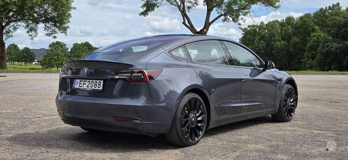 Tesla Model 3, 75 кВт·ч, Седан