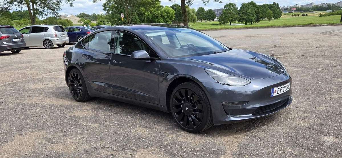 Tesla Model 3, 75 kWh, sedanas