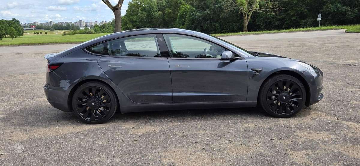 Tesla Model 3, 75 кВт·ч, Седан