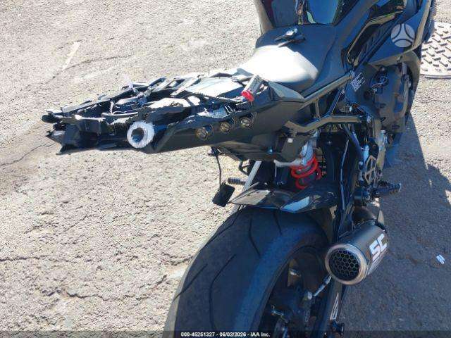 BMW S 1000 RR 999cc, superbikes