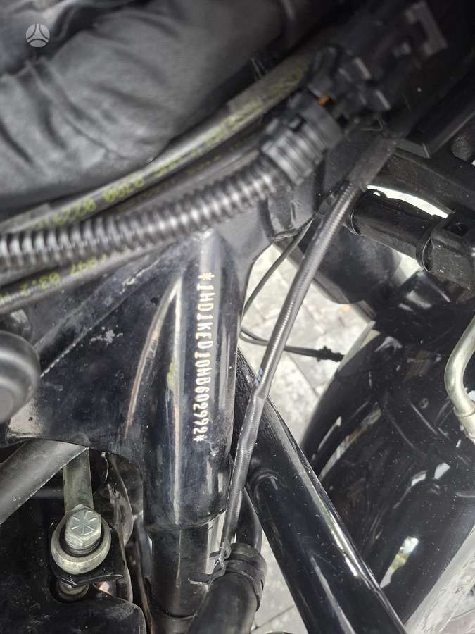 Harley-Davidson FLHTK, touring / sport touring