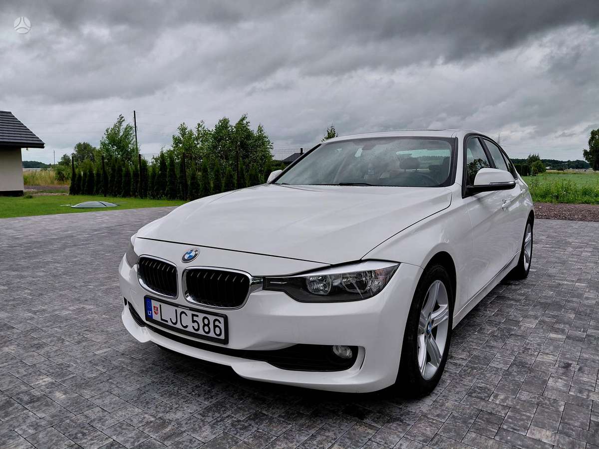 BMW 328, 2.0 l., Седан