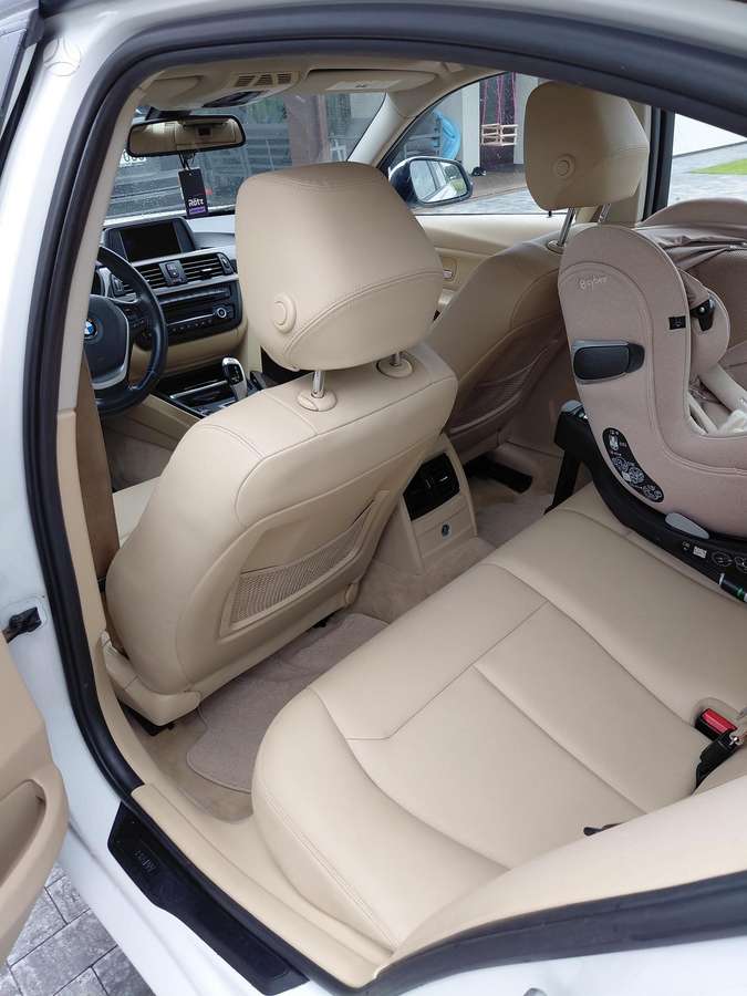BMW 328, 2.0 l., Седан