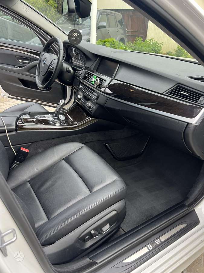 BMW 535, 3.0 l., Седан