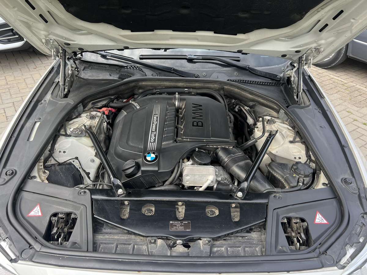 BMW 535, 3.0 l., Седан