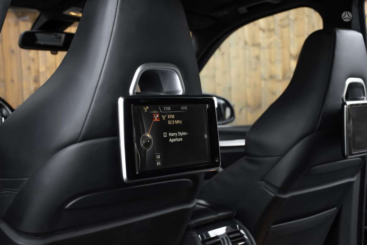 BMW X5 M, 4.4 l., off-road / crossover