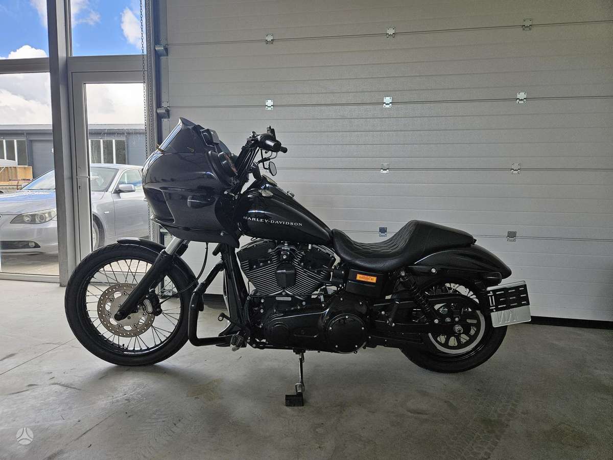Harley-Davidson Dyna 1700cc, choppers / cruisers / custom