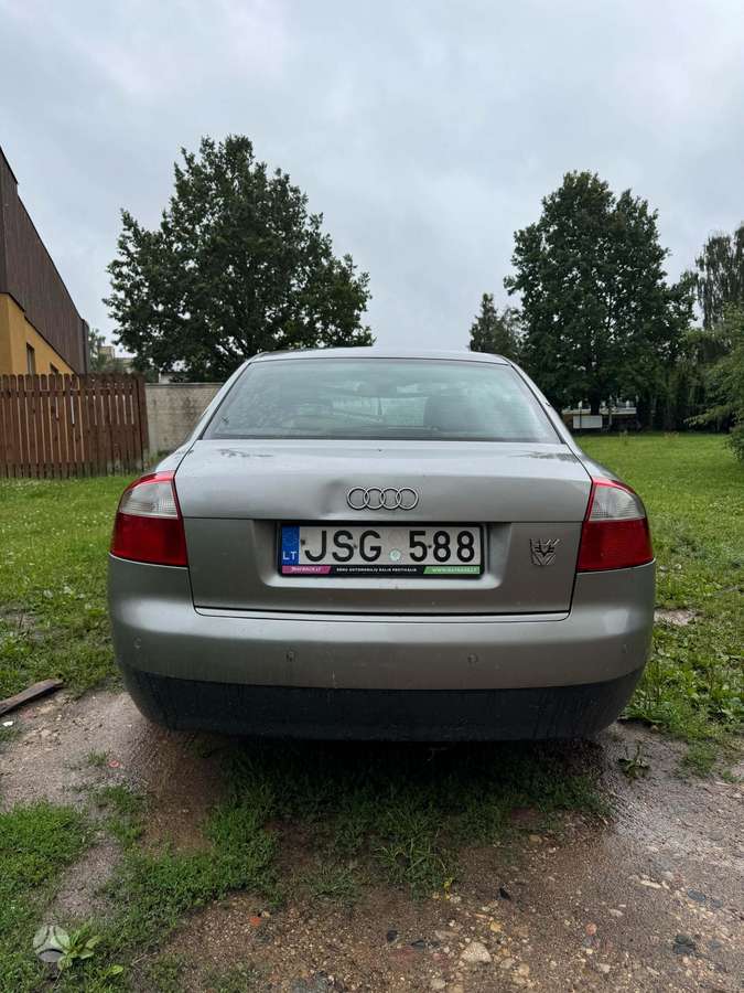 Audi A4, 1.9 l., sedanas