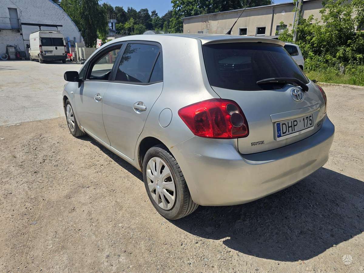 Toyota Auris, 1.4 l., hatchback