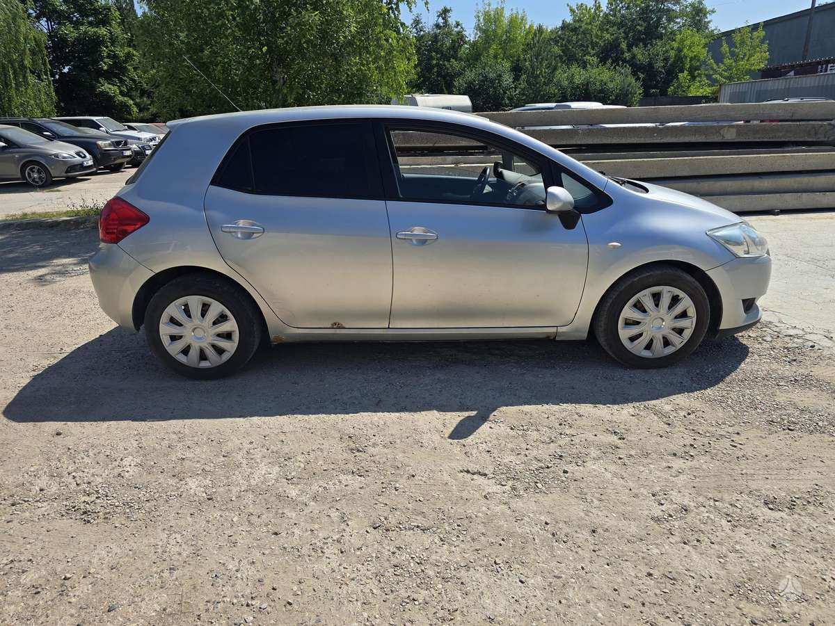 Toyota Auris, 1.4 l., hatchback