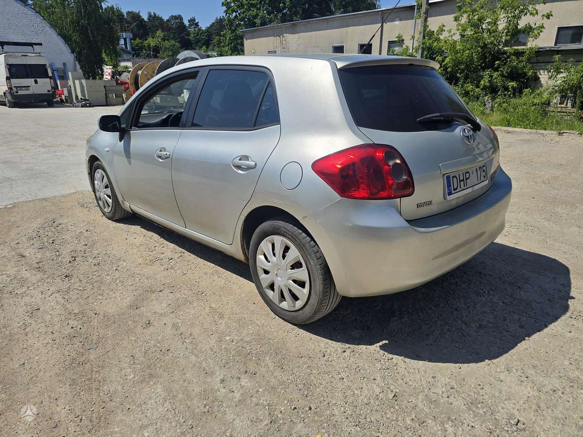Toyota Auris, 1.4 l., hatchback