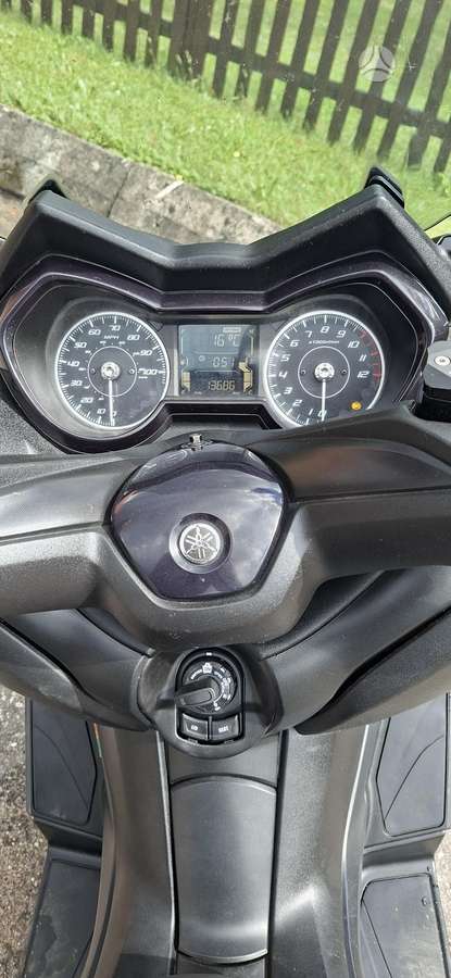 Yamaha X-max 125cc, мотороллеры / мопеды