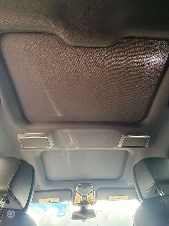 BMW 750, 4.4 l., Седан