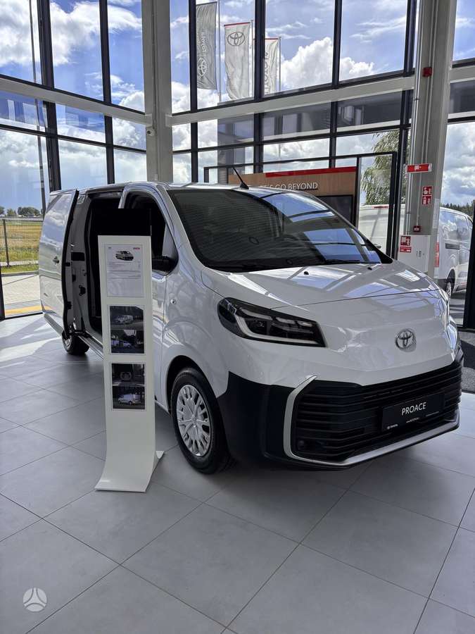 Toyota Proace - 1