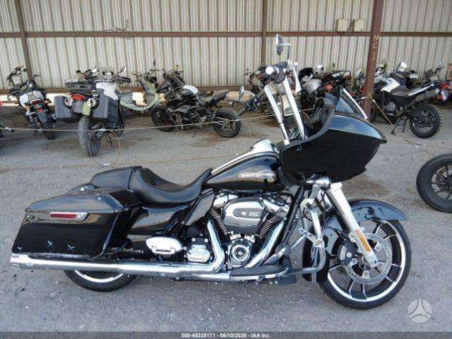 Harley-Davidson FLTR 1750cc, choppers / cruisers / custom