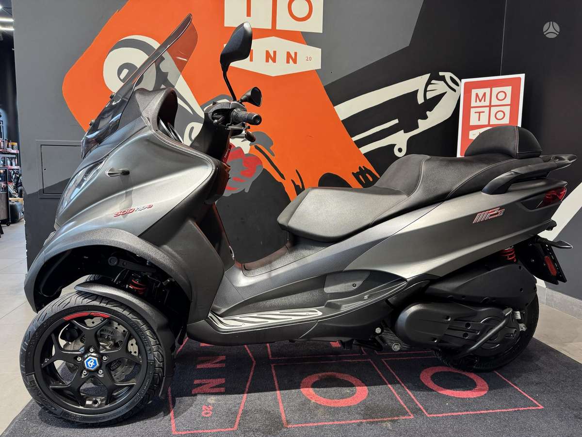 Piaggio MP3 500cc, scooters / mopeds