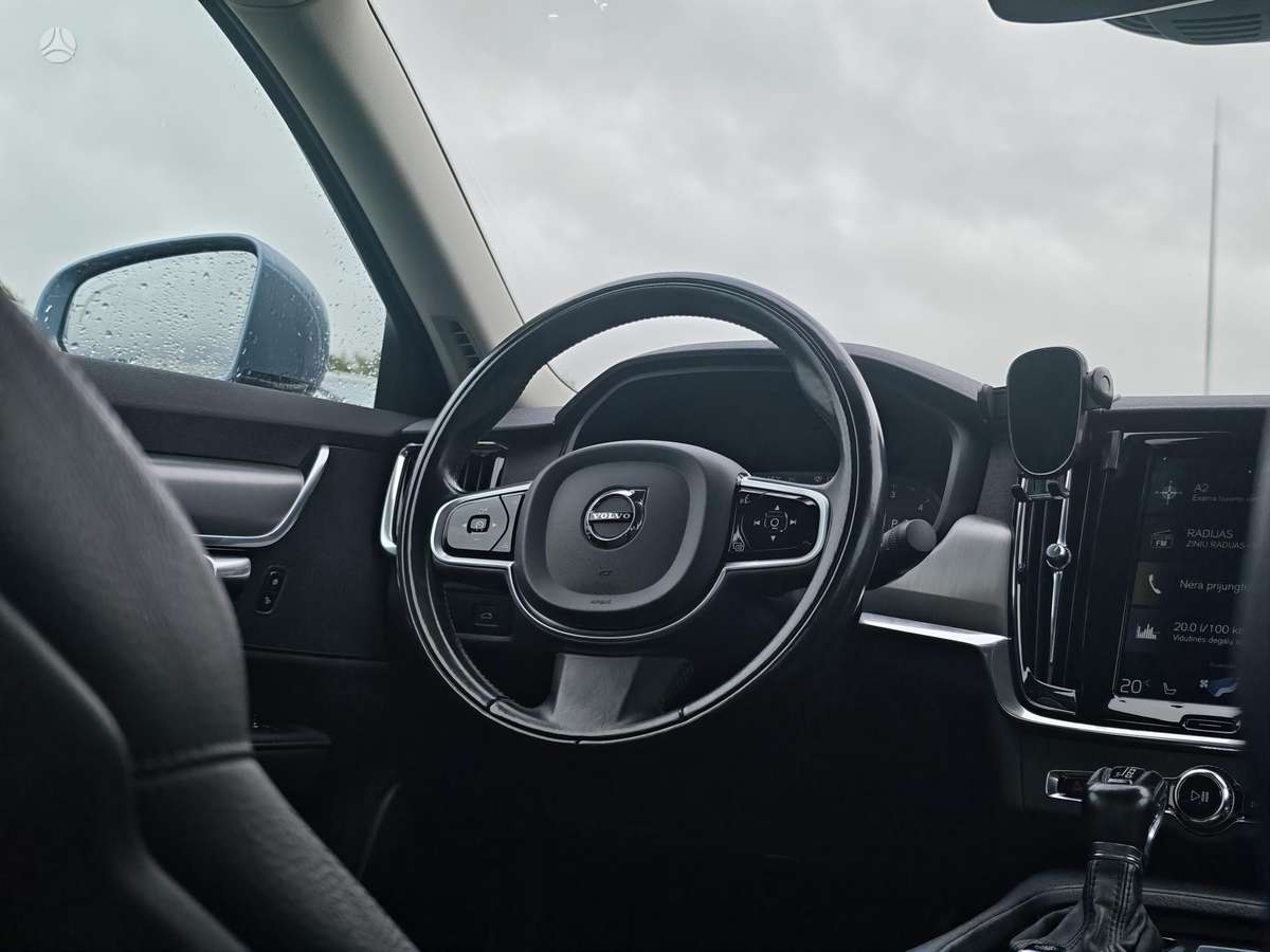 Volvo S90, 2.0 l., Седан