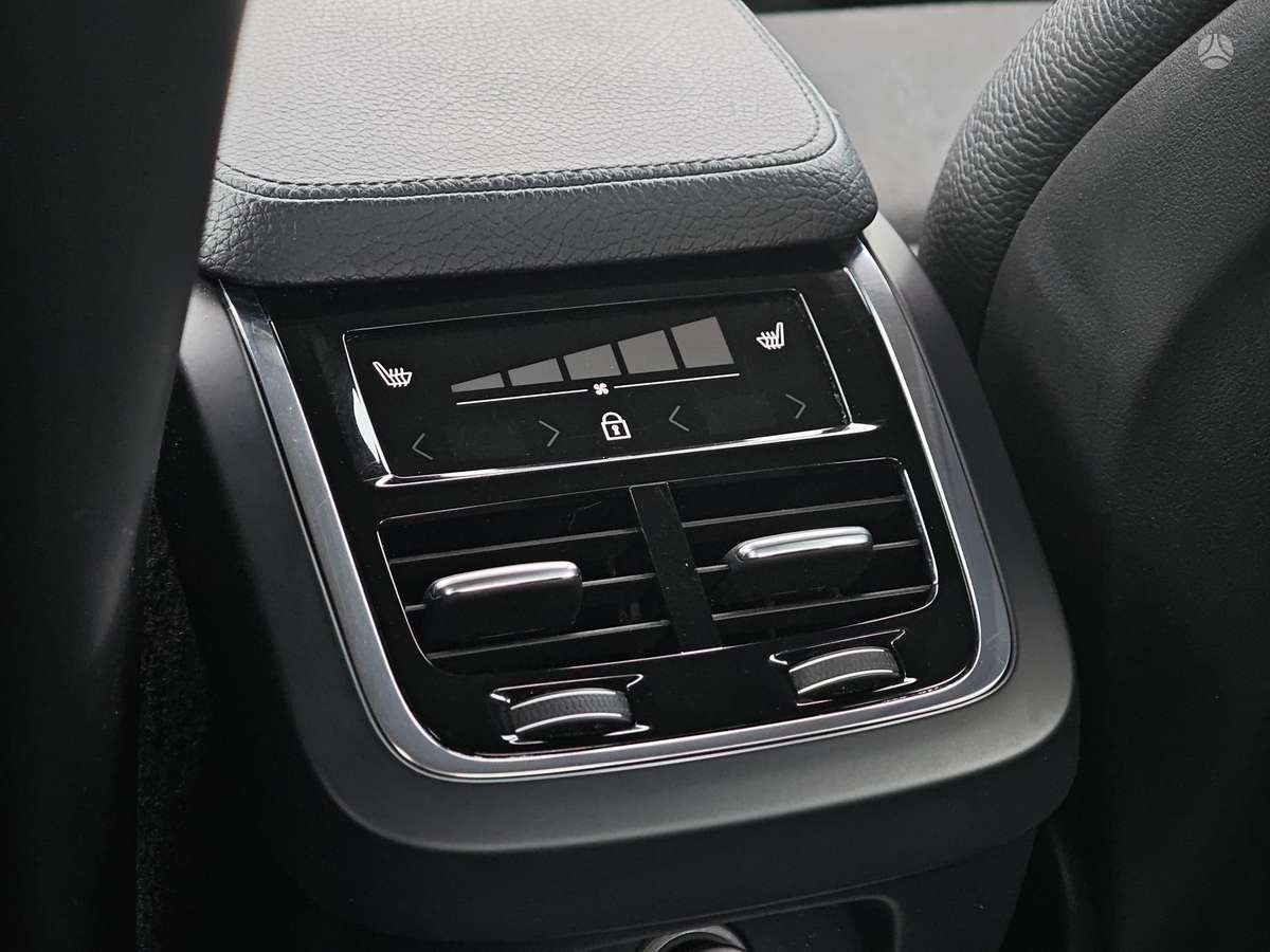 Volvo S90, 2.0 l., Седан