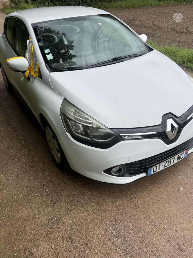 Renault Clio - 6