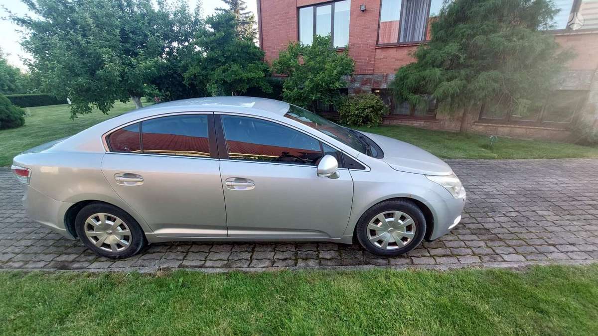 Toyota Avensis - 3