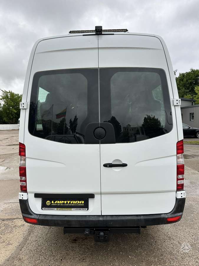 Mercedes-Benz Sprinter, passenger minibus