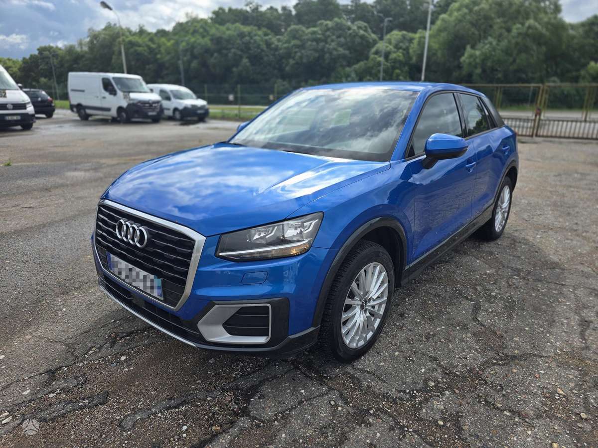 Audi Q2, 1.6 l., Хэтчбек