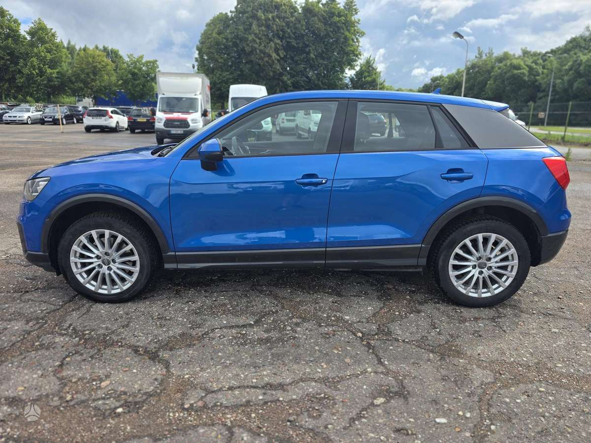 Audi Q2, 1.6 l., hatchback
