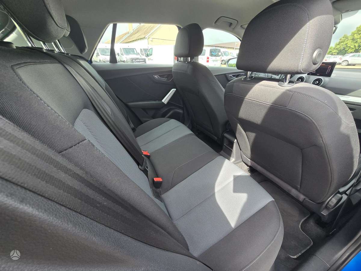 Audi Q2, 1.6 l., hatchback