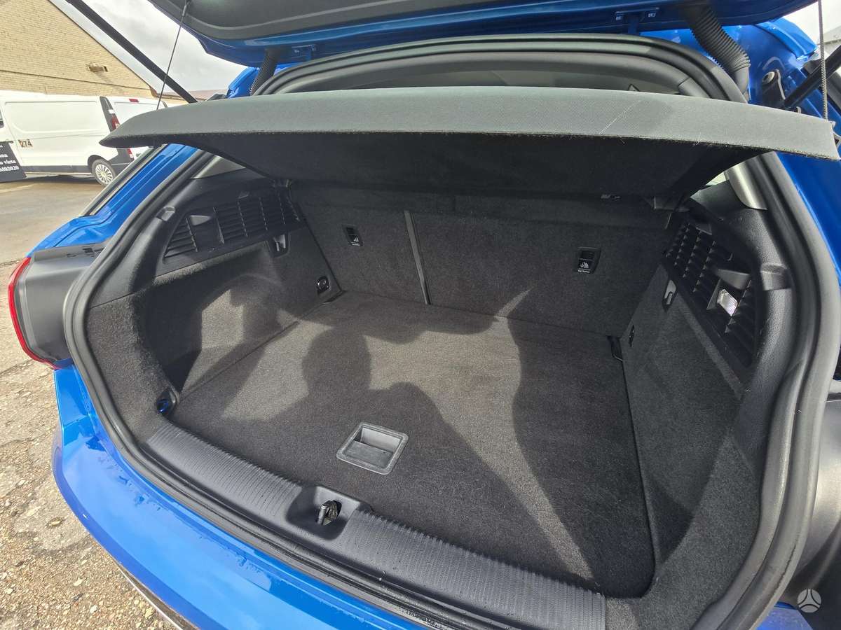 Audi Q2, 1.6 l., hečbekas
