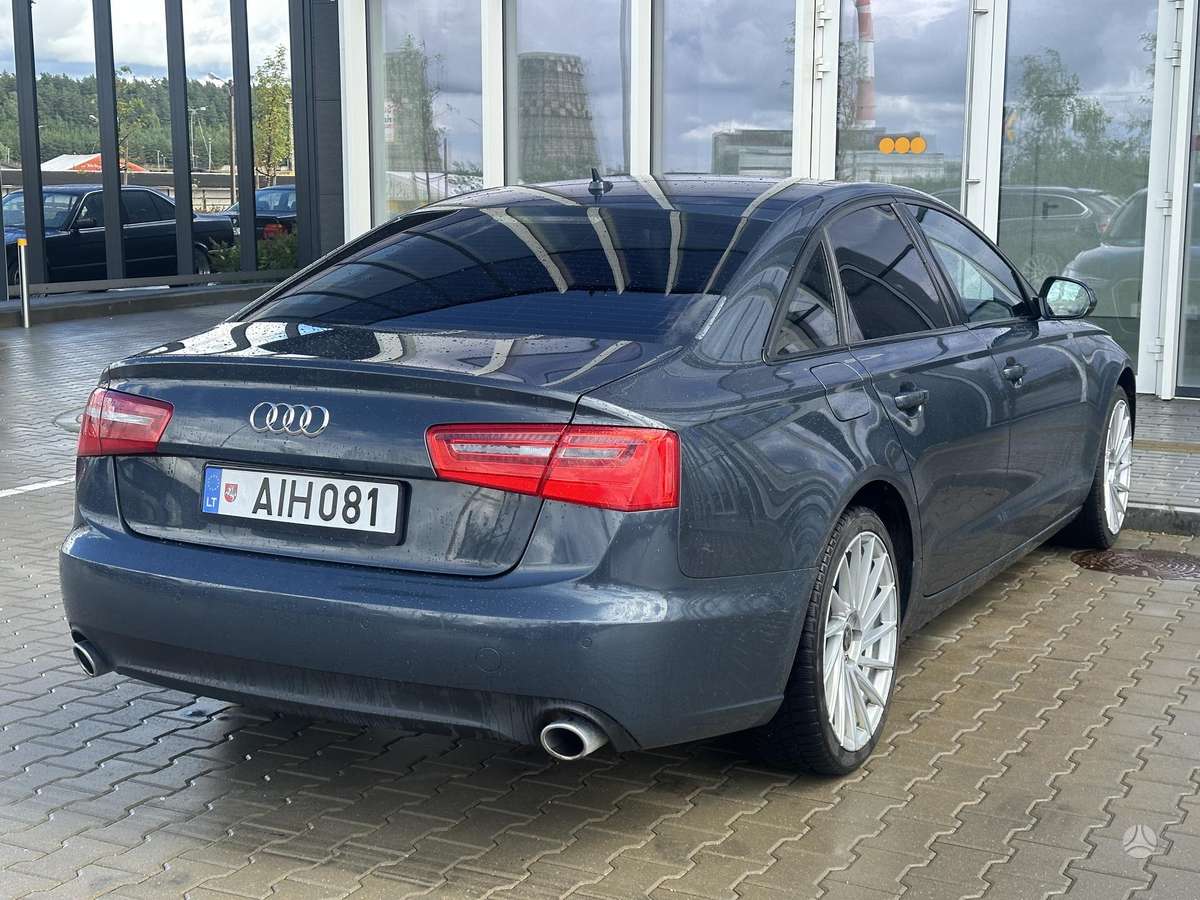 Audi A6, 3.0 l., Седан