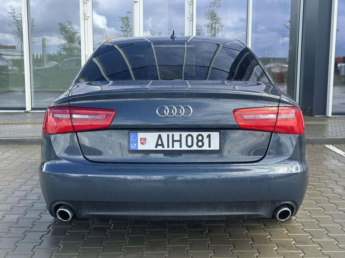 Audi A6, 3.0 l., Седан