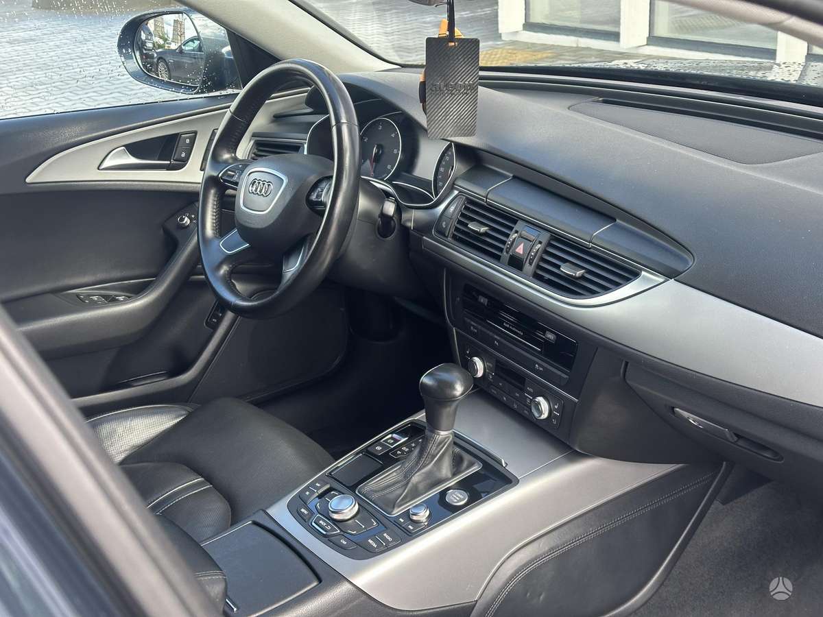 Audi A6, 3.0 l., Седан