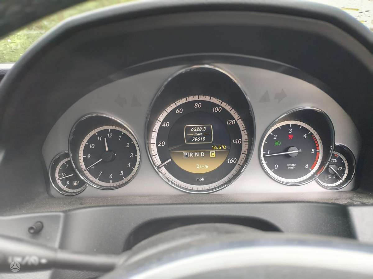 Mercedes-Benz E250 rezerves daļās