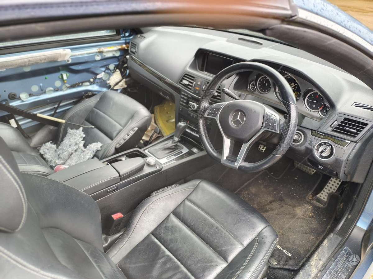 Mercedes-Benz E250 rezerves daļās