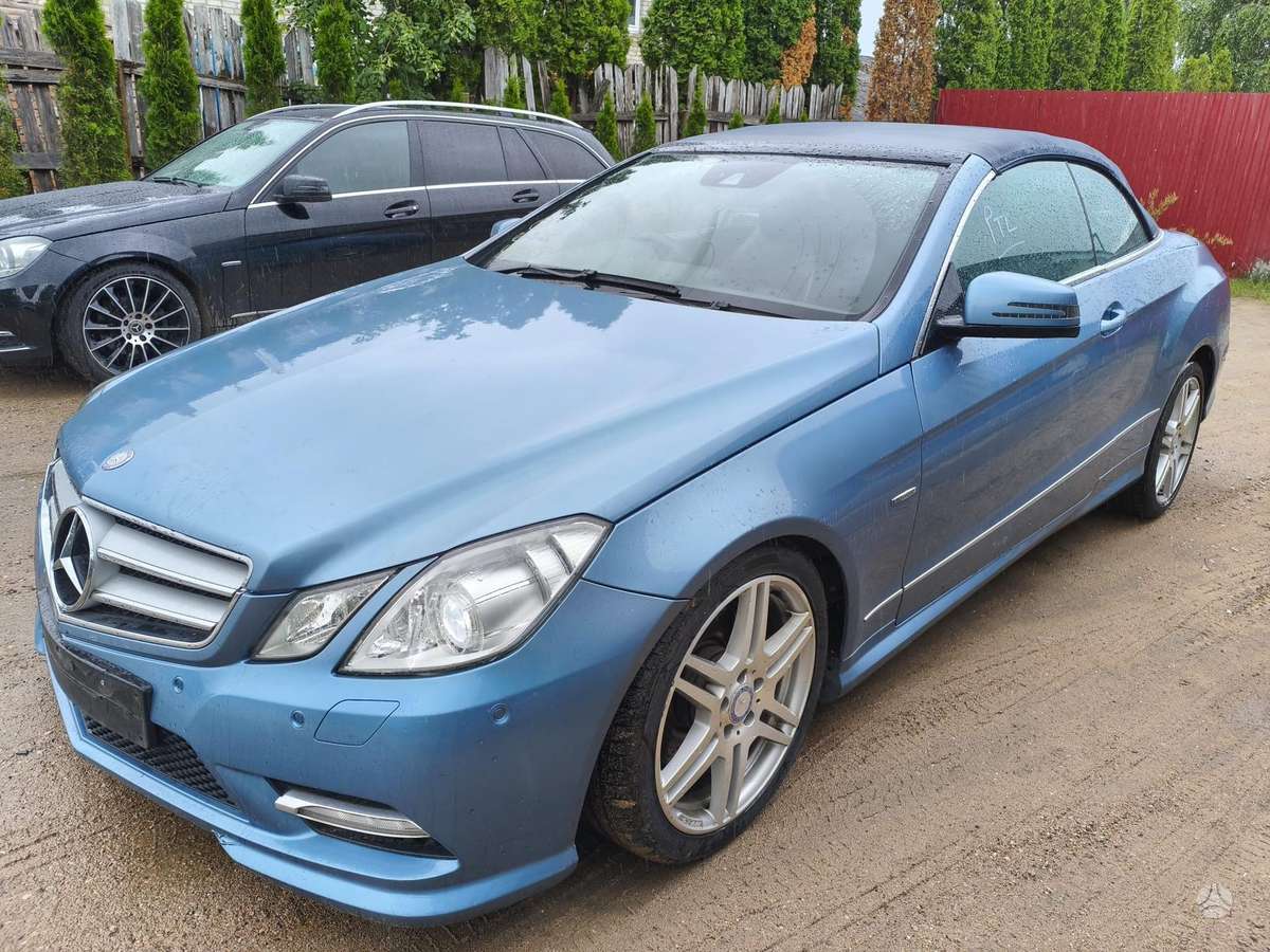 Mercedes-Benz E250 rezerves daļās