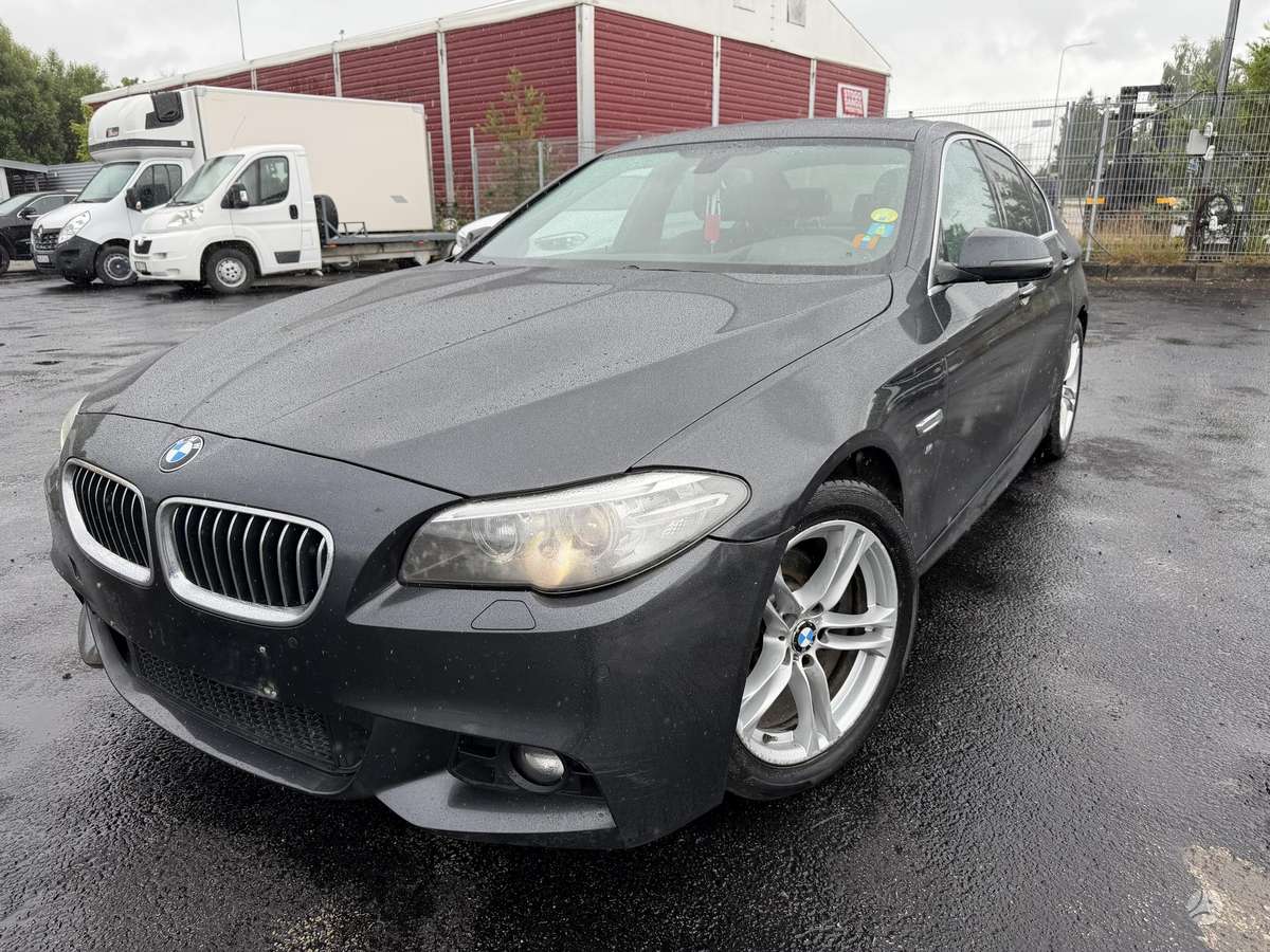 BMW 520, 2.0 l., Седан