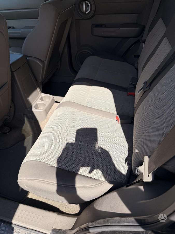 Dodge Nitro, 2.8 l., Внедорожник / Кроссовер