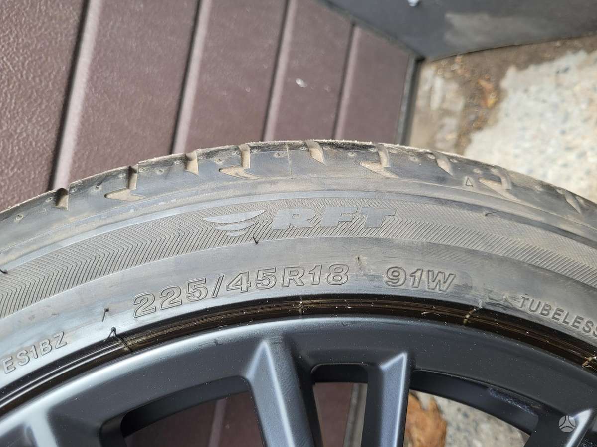BMW Su padangomis, lengvojo lydinio, R18