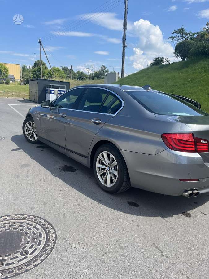 BMW 520, 2.0 l., Седан