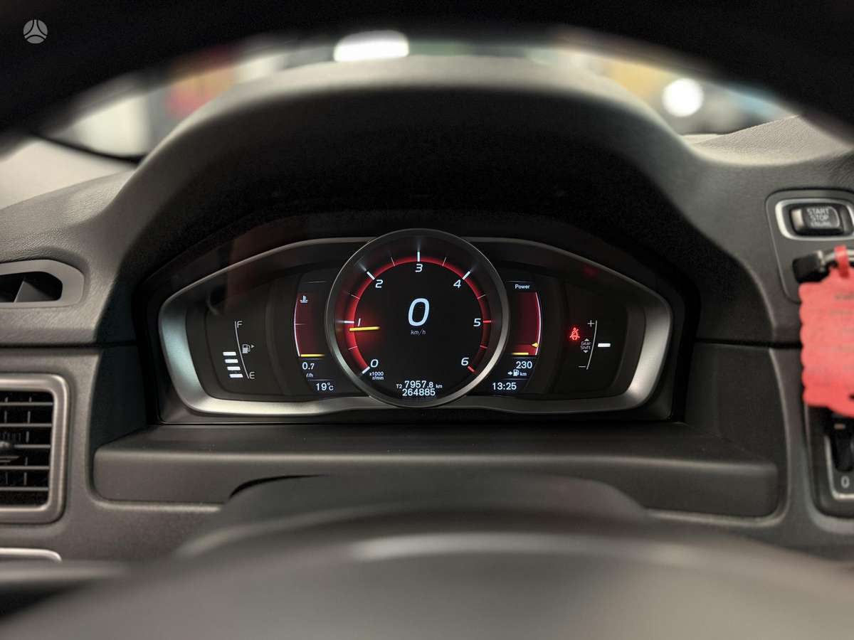Volvo V70, 2.0 l., Универсал