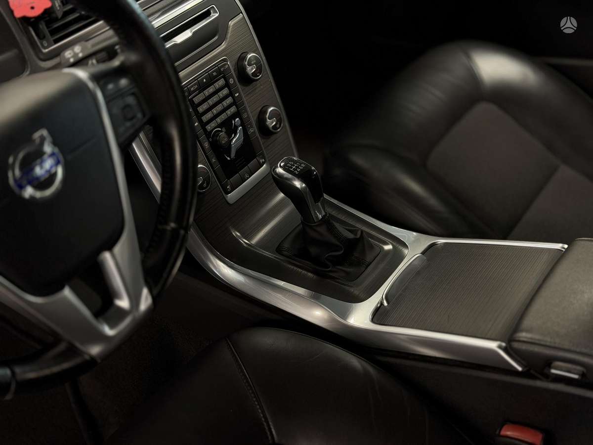 Volvo V70, 2.0 l., universalas