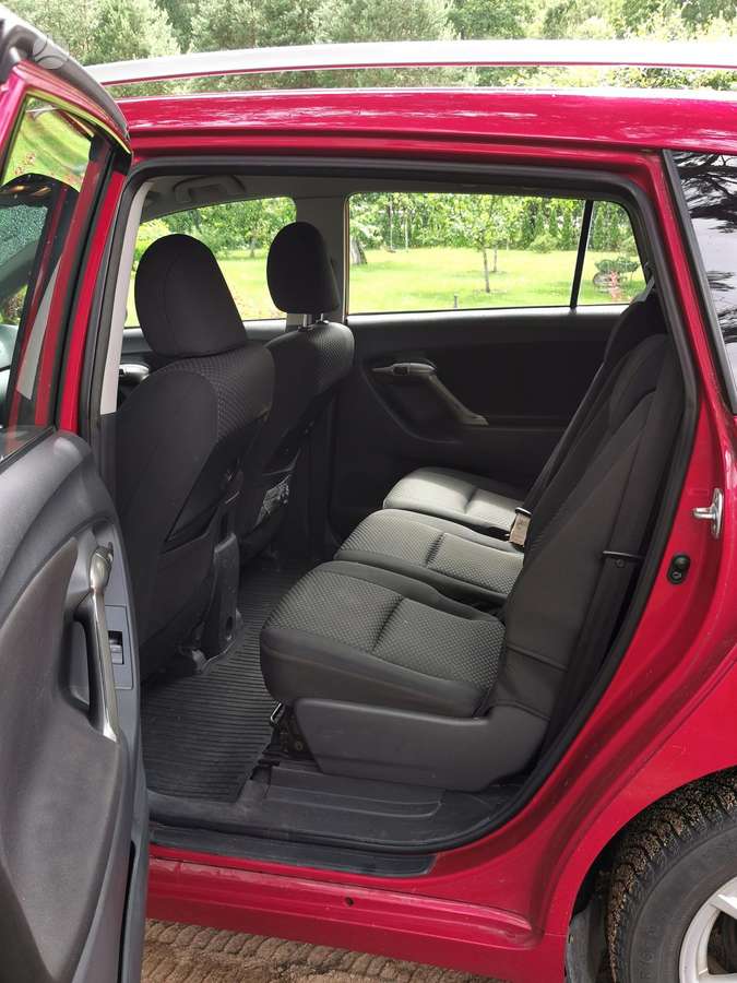 Toyota Verso, 1.8 l., hatchback