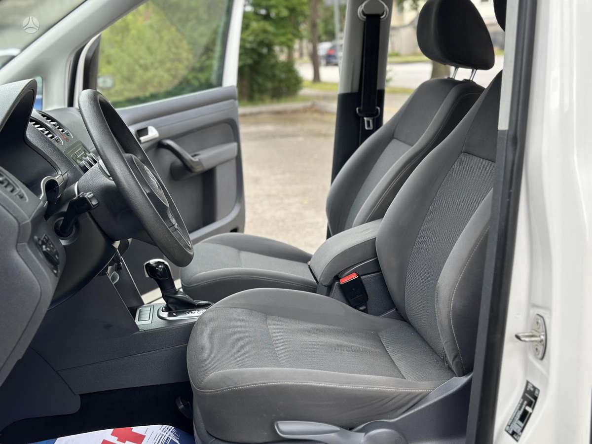 Volkswagen Caddy Maxi, 1.6 l., Универсал