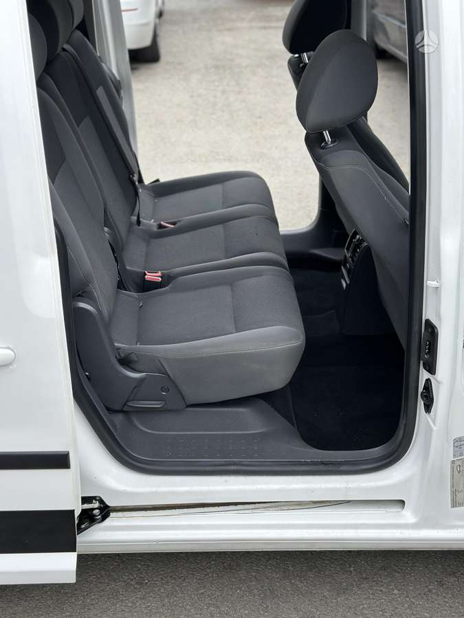 Volkswagen Caddy Maxi, 1.6 l., Универсал