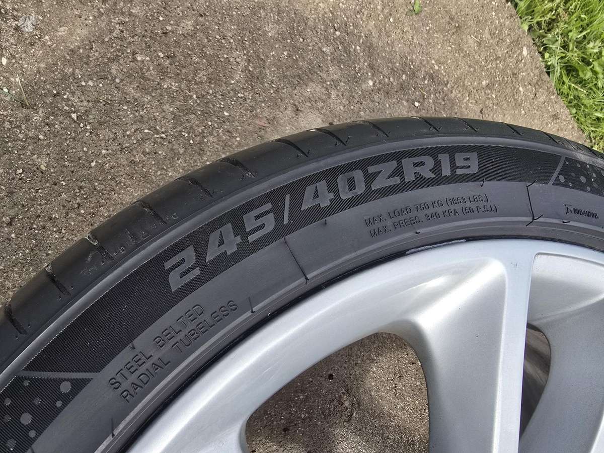 BMW F10, light alloy, R19