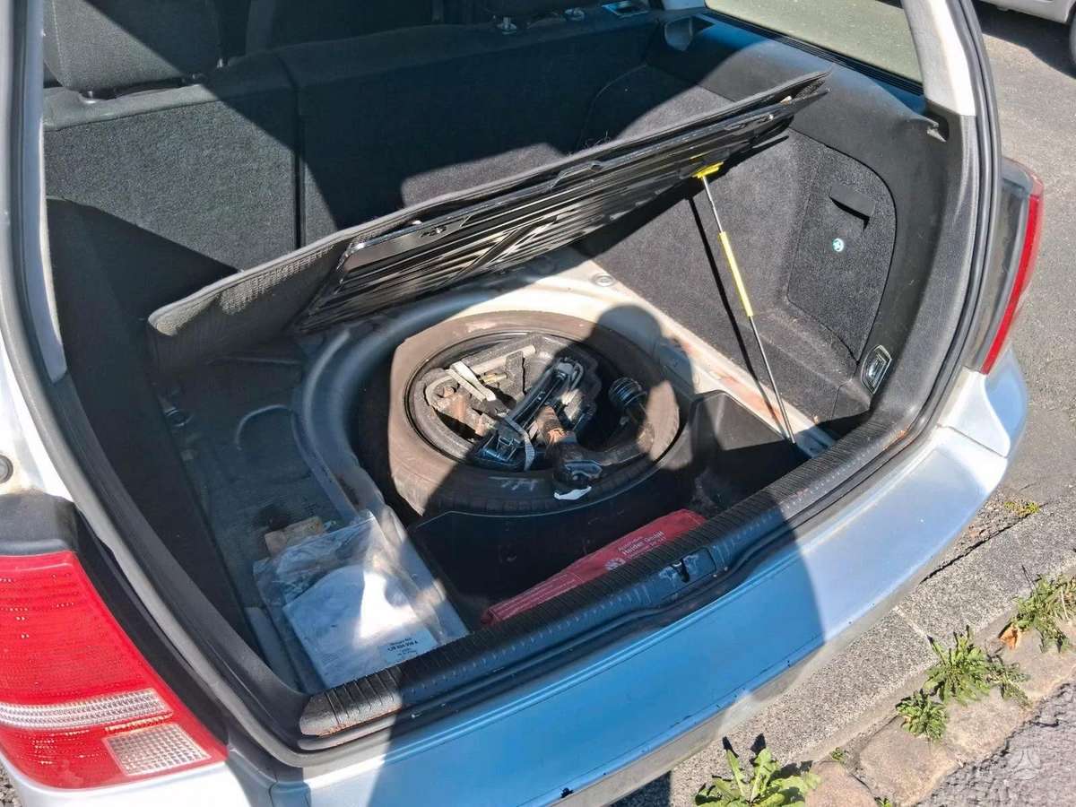 Volkswagen Golf rezerves daļās
