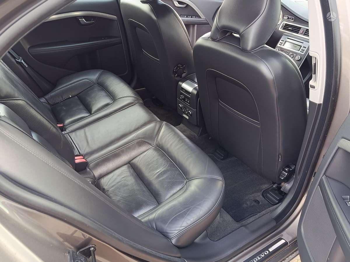 Volvo S80, 1.6 l., Седан