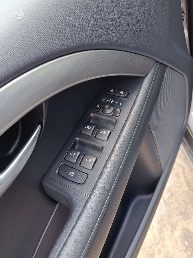 Volvo S80, 1.6 l., Седан