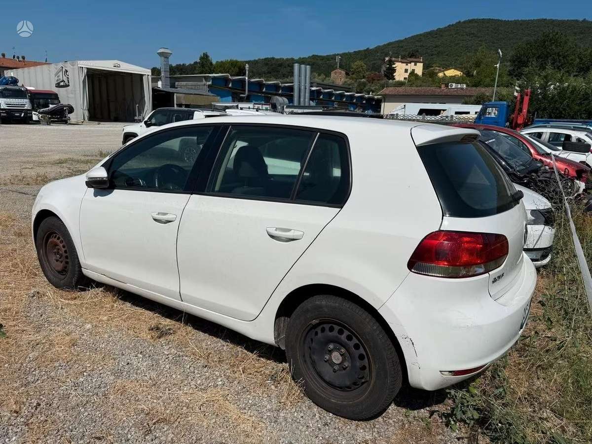 Volkswagen Golf, CAY LB9A, dalimis