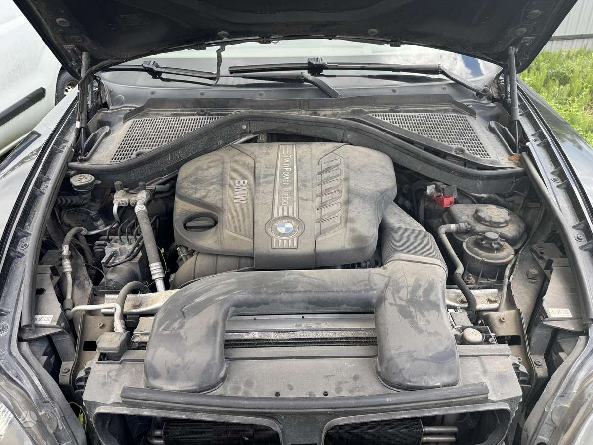 BMW X5, N57D30b, детали кузова